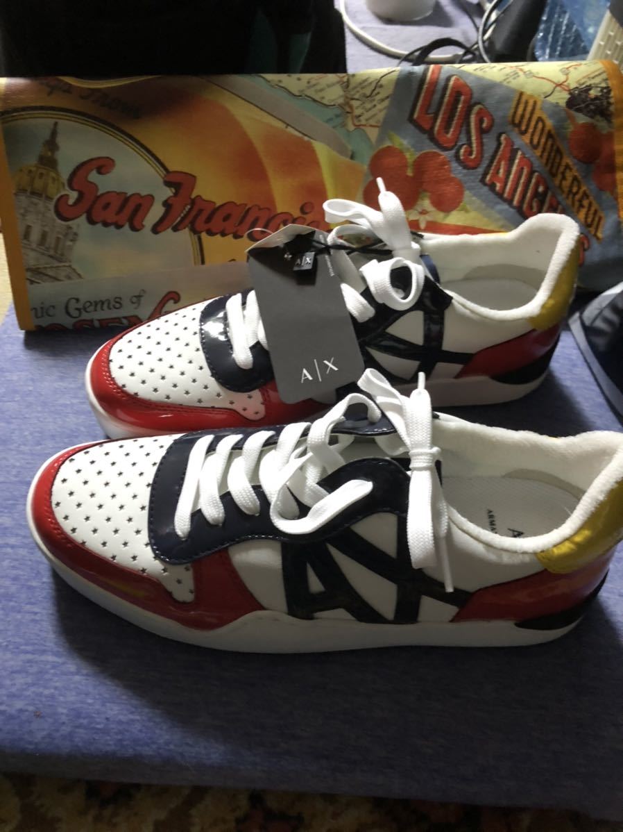 アルマーニaxのトリコロールカラーのスニーカーus7 ２５センチのスニーカー の展示品 箱なし 男性用 売買されたオークション情報 Yahooの商品情報をアーカイブ公開 オークファン Aucfan Com