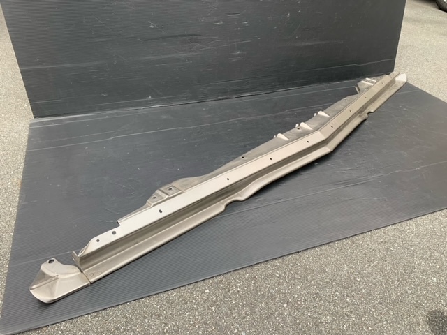 1960　60　インパラ　ラジエターサポート　ブレース　ロアー　オリジナル