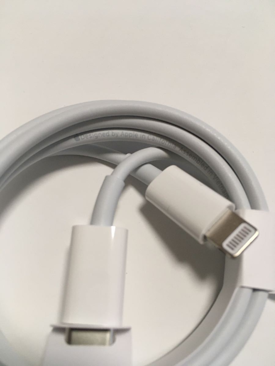 Apple純正 iPad 20w アダプタ 充電器 50個 20W USB-C電源 Apple純正 iPad 20w アダプタ 充電器 50個 20W USB-C電源