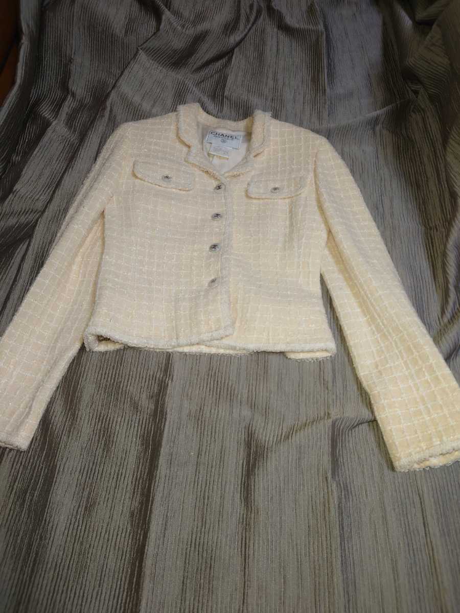 シャネル Chanel ジャケット パールベージュ 36 入学式からドレスコードにもおすすめ 普段着にも 阪急百貨店購入 ツイード ヴィンテージ 38 売買されたオークション情報 Yahooの商品情報をアーカイブ公開 オークファン Aucfan Com