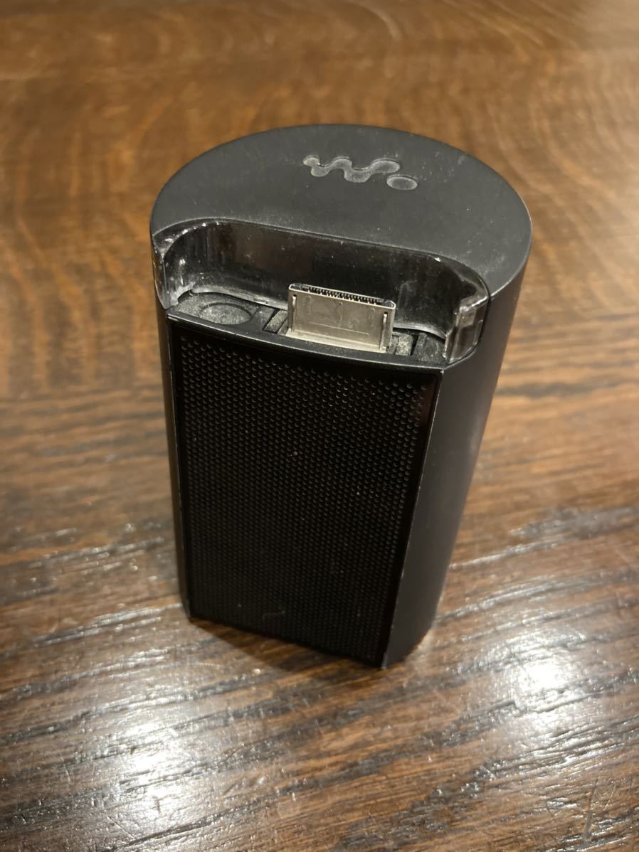 ウォークマン　充電器&スピーカー_2