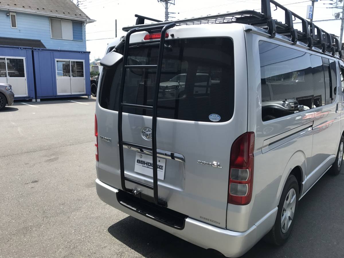 ハイエース　リアラダー スチール製 ブラック 　引取限定　千葉松戸 再入荷 ハイエース 200系 全年式 標準ルーフ リアラダー 梯子 スチール
