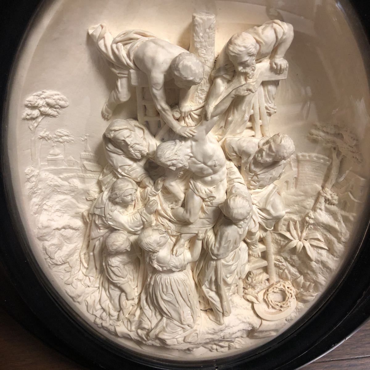 稀少 特大型 19世紀アンティーク メダイヨン 41 5cm 十字架降架 E カシエ作キリスト極細密 西洋美術 木製楕円額ガラス 西洋彫刻 売買されたオークション情報 Yahooの商品情報をアーカイブ公開 オークファン Aucfan Com