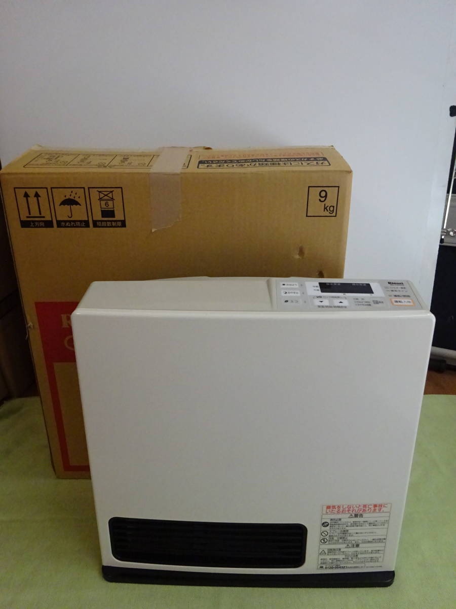美品 Rinnai ガスファンヒーター RC-K4002E-1 グレー都市ガス 美品 Rinnai ガスファンヒーター RC-K4002E-1 グレー都市ガス 【公式通販】