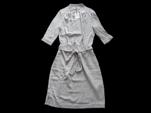 Grl グレイル リボンベルト付き シャツ ワンピース 膝丈 水色 ブルー M シャツワンピ Mサイズ 売買されたオークション情報 Yahooの商品情報をアーカイブ公開 オークファン Aucfan Com