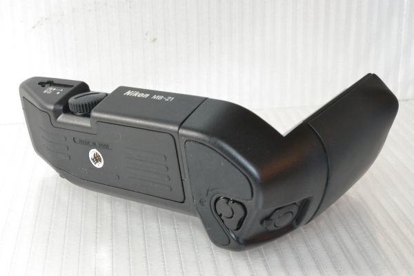 MINOLTA 75-300mm F4.5-5.6☆超望遠レンズ☆SONY用 ☆実用美品☆NIKON ニコン MB-21 元箱付☆#5290 Nikon F4