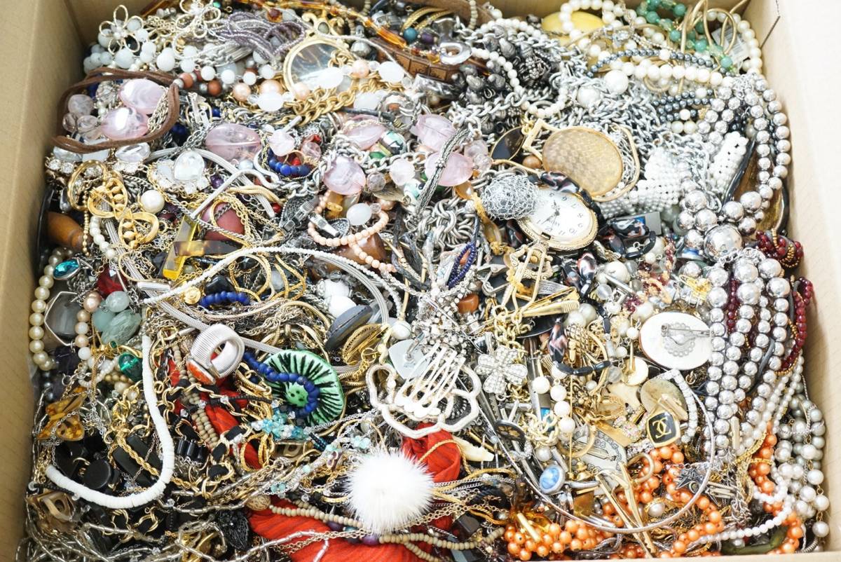 アクセサリー まとめて 大量 ネックレス ブローチ メッキ