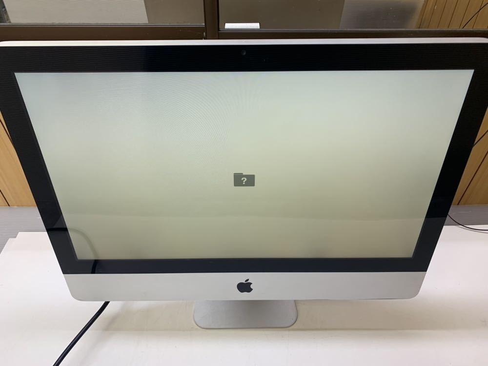 Apple/アップル iMac A1311 21.5インチ ディスプレイ一体型パソコン/デスクトップPC スペック不明 通電OK 現状品 C