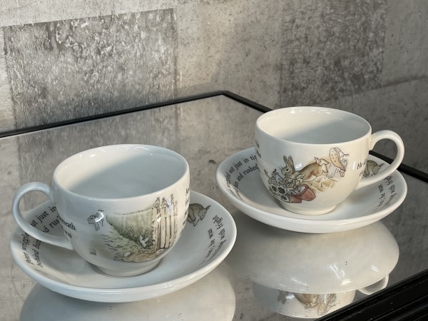 最安値，本物保証 ウェッジウッド Wedgwood ピーター ラビット ペア 2客セット 洋食器 7538a(ウェッジウッド)｜売買されたオークション情報、yahooの商品情報をアーカイブ公開 - オークファン ウェッジウッド