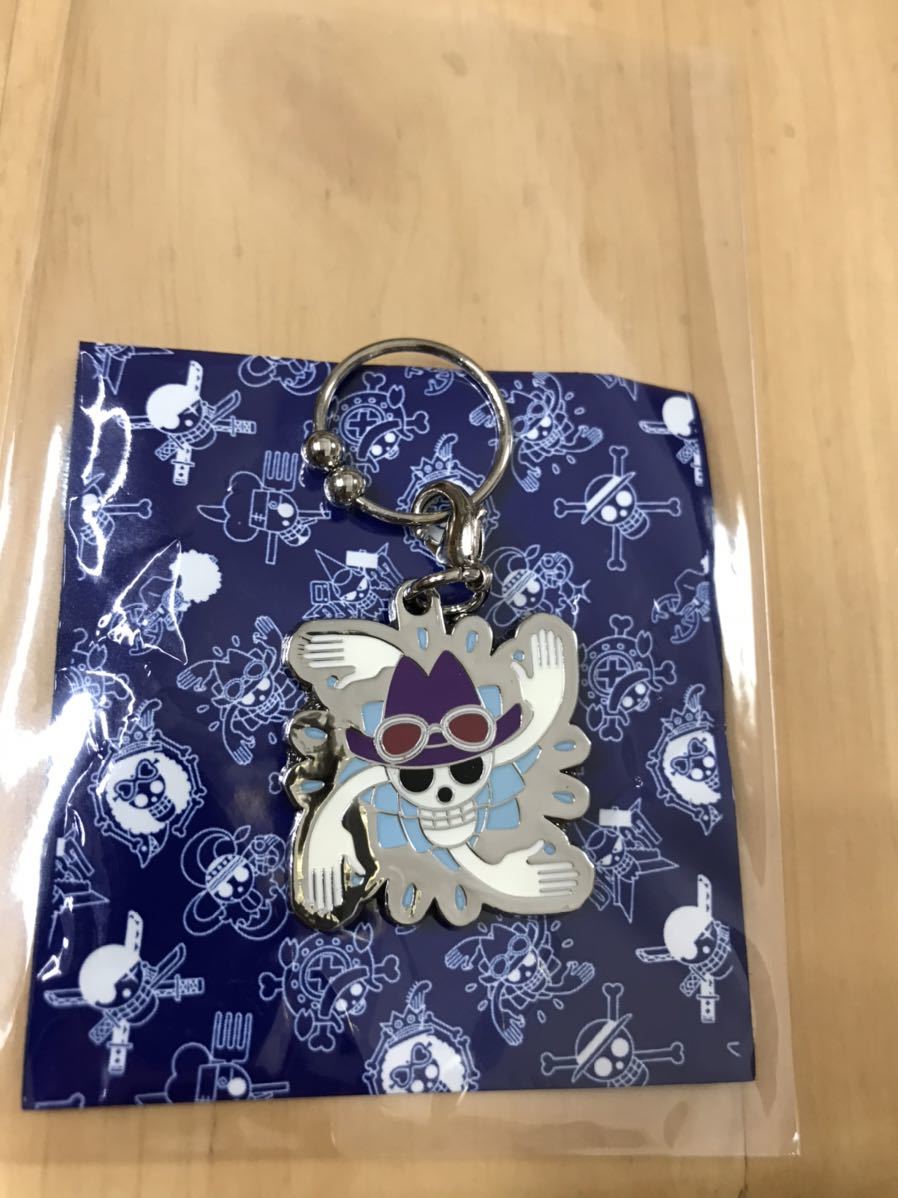 匿名配送 Usj ワンピース サンジの海賊レストラン ニコ ロビン グラスチャーム Usj 限定 ユニバ プレミアムサマー ニコ ロビン 売買されたオークション情報 Yahooの商品情報をアーカイブ公開 オークファン Aucfan Com