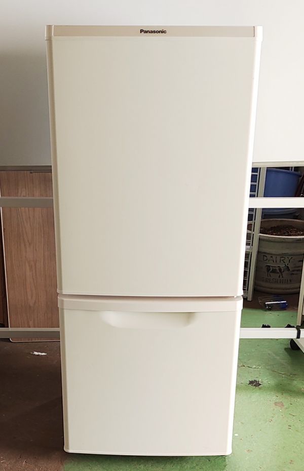 美品 シャープ SHARP 冷凍冷蔵庫 右開き 2ドア 271L プラズマ