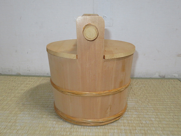 茶道具 露地道具 通桶 手桶 【利休形 水張桶 】紙箱 曲物 水屋桶 水遣