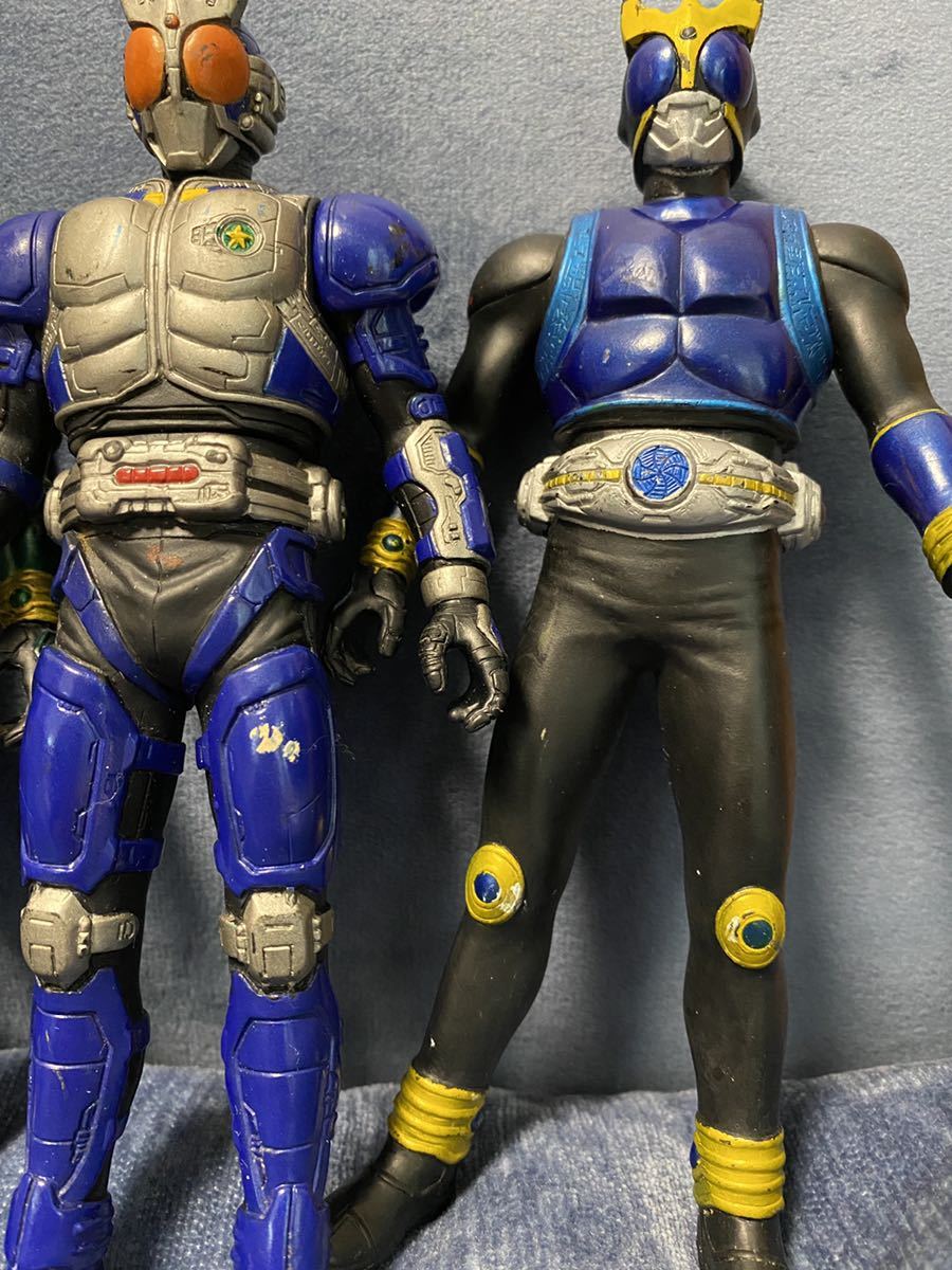 仮面ライダー響鬼 斬鬼 クウガ Fドラゴンフォーム ペガサスフォーム G3 ディケイド 剥げ 傷みあり ソフビ 16 17ｃｍ 13cm 5体 仮面ライダー響鬼 売買されたオークション情報 Yahooの商品情報をアーカイブ公開 オークファン Aucfan Com