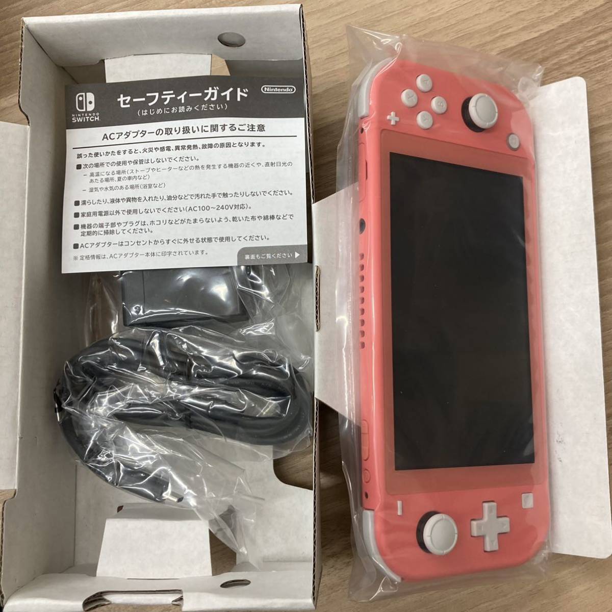Nintendo Switch Lite コーラル 本体 未使用品 Nintendo Switch Lite 