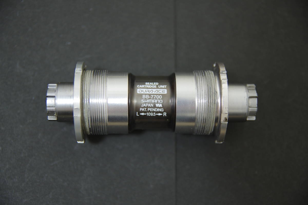 BB-7700 DURA-ACE SHIMANO Italian 0 ITA 美品 Dura-Ace BB7700 JIS