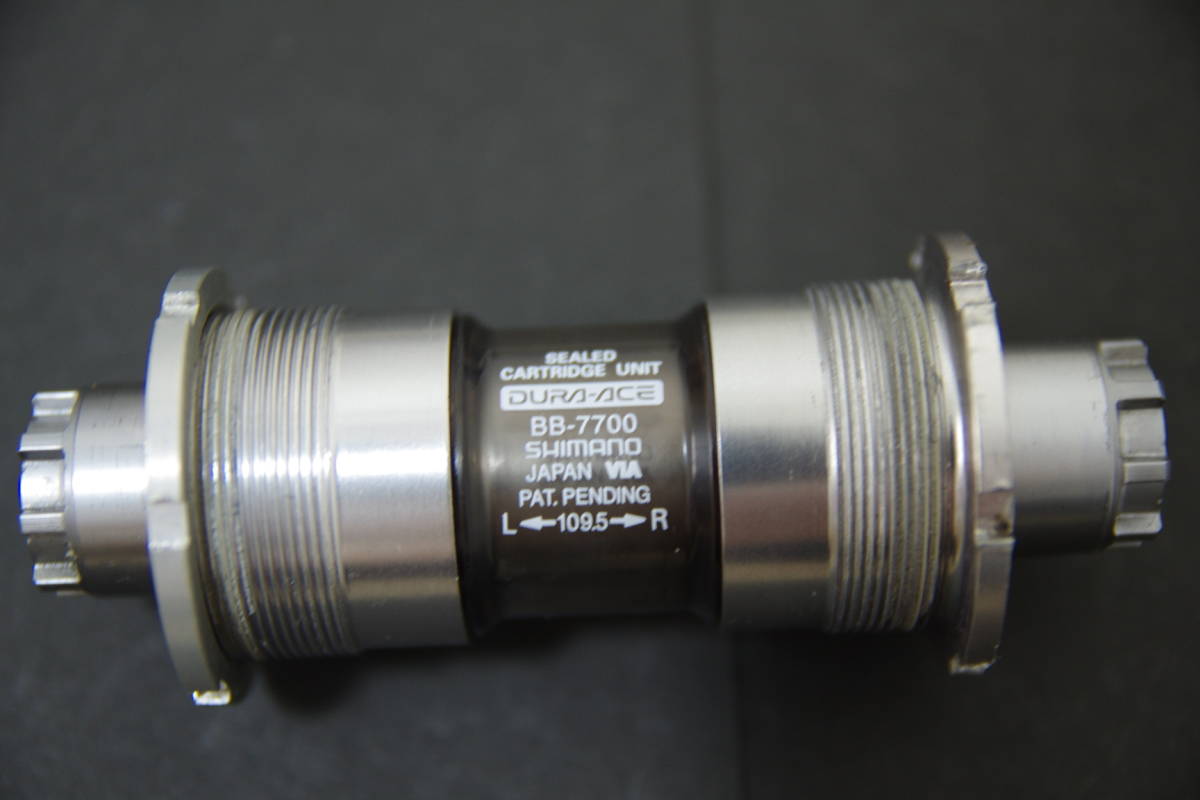 BB 7700 オクタリンク BB BB-7700 DURA-ACE SHIMANO Italian 0 ITA 美品 Dura-Ace BB7700 JIS