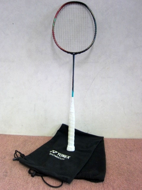 MHC50457 YONEX バドミントンラケット ASTROX88D 4UG5 直接お渡し歓迎