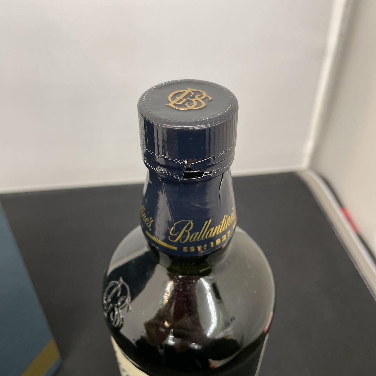 サ) [未開栓] Ballantine's バランタイン 17年 700ml 43% スコッチウイスキー 管理tk バランタイン 未開栓 30年 (Ballantine\u0027s) 酒 スコッチウィスキー