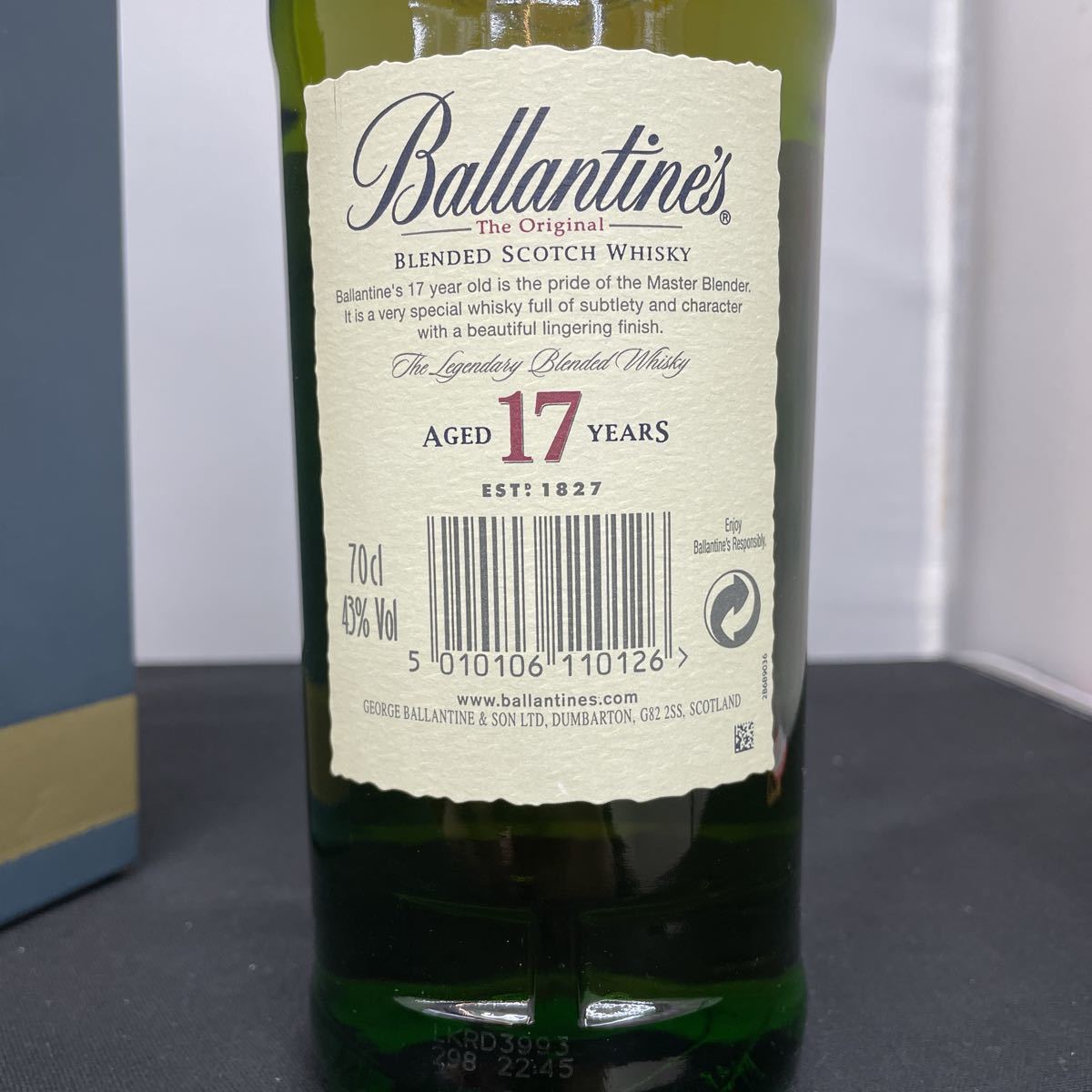 サ) [未開栓] Ballantine's バランタイン 17年 700ml 43% スコッチウイスキー 管理tk バランタイン 未開栓 30年 (Ballantine\u0027s) 酒 スコッチウィスキー