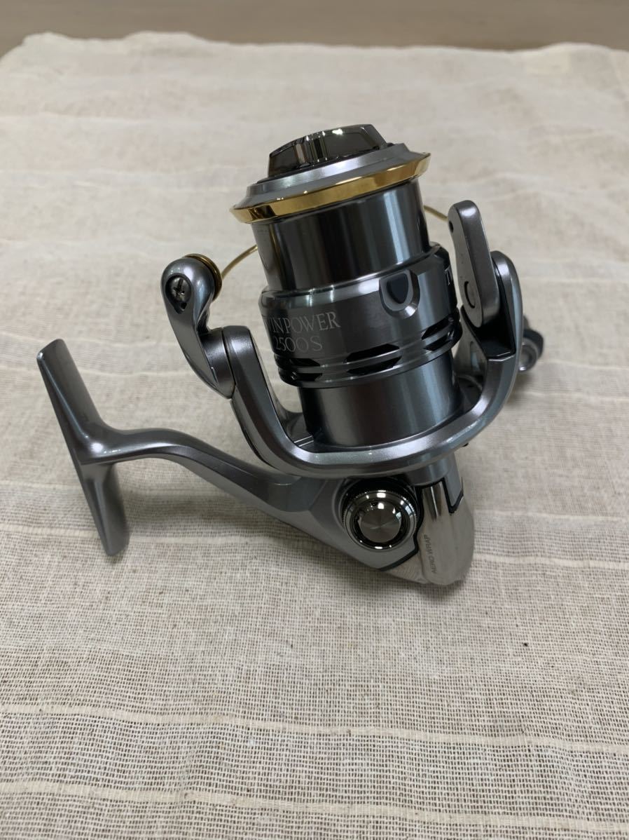 シマノ ツインパワー2500美品！ フィッシング 【美品】シマノ リール20