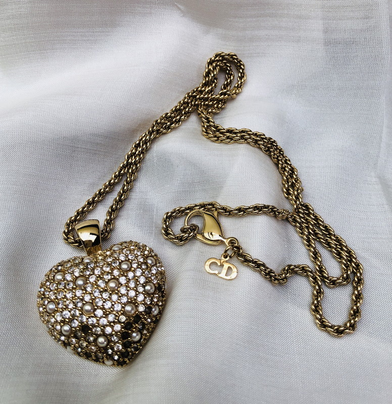 Christian Dior クリスチャンディオール ハート ロゴ ネックレス
