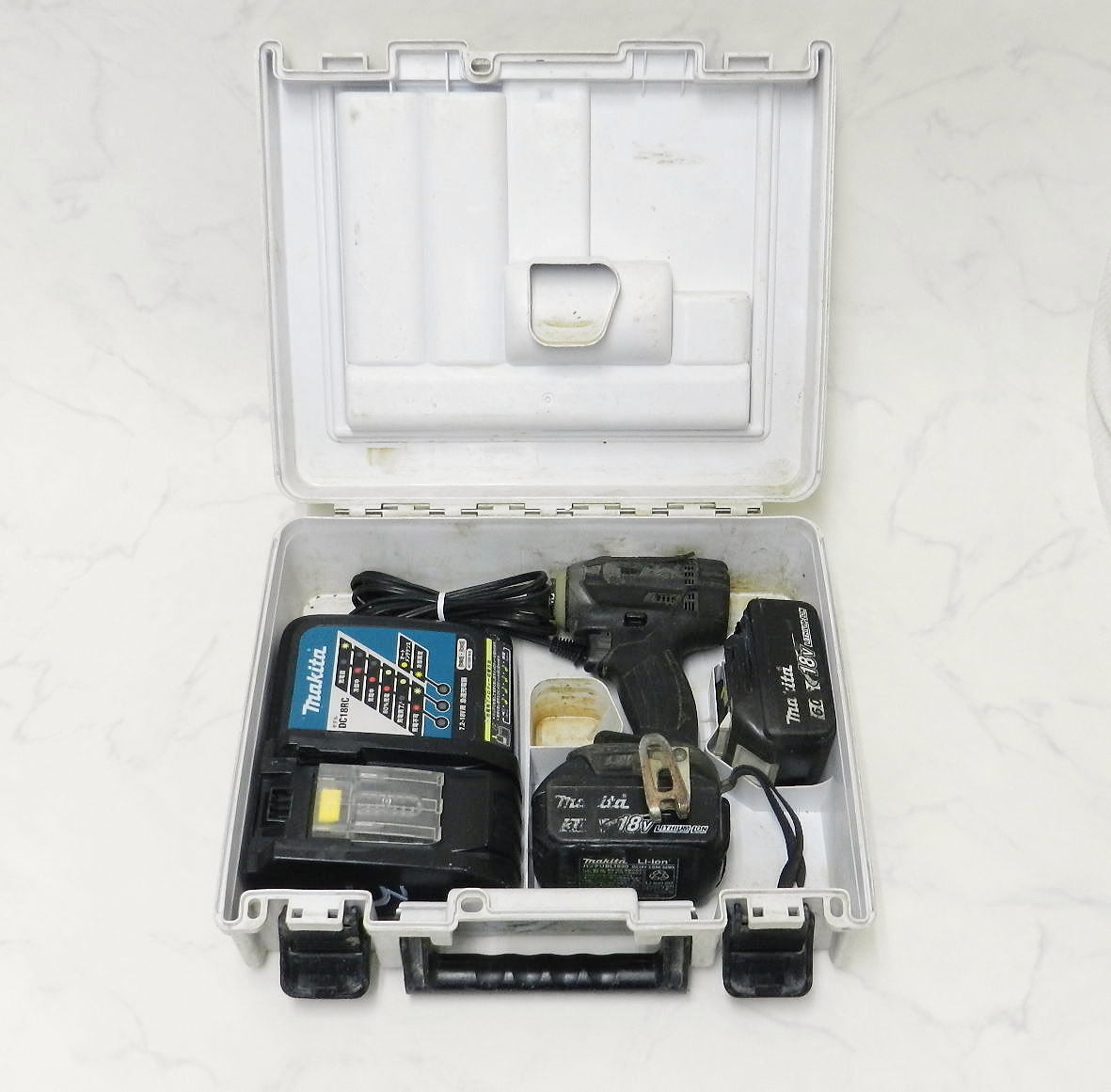 makita マキタ TD149D 18v 充電式インパクトドライバー makita マキタ TD149D 18v 充電式インパクトドライバー