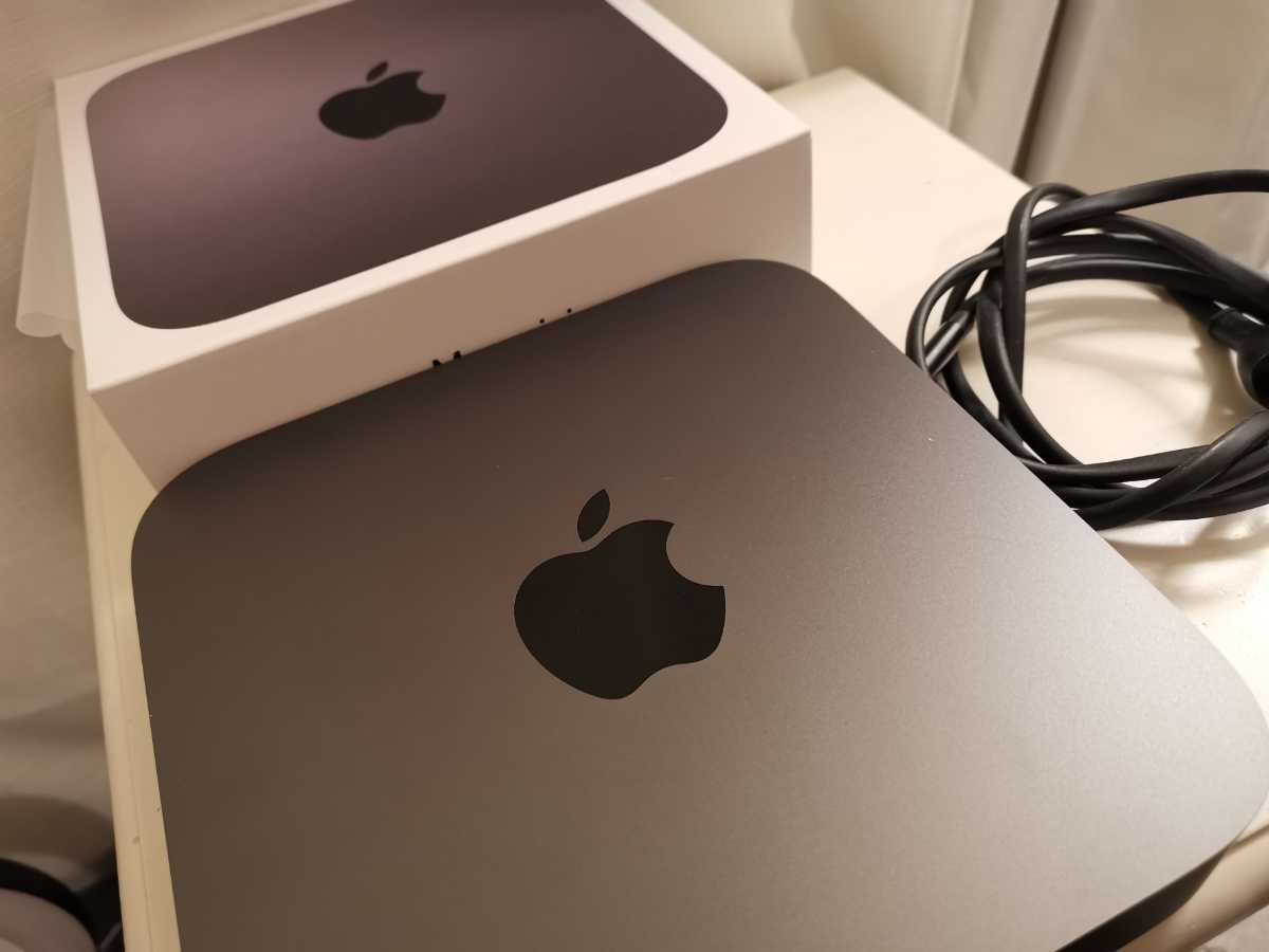 Apple mac mini 2020 intel 6コア core i7 3.2GHz SSD2TB 10GB-e 