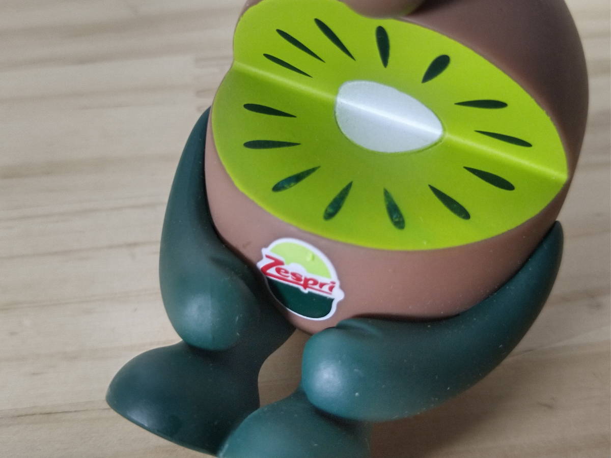 Zespri ゼスプリ キウイブラザーズ ソフビフィギュア グリーン+ゴールド 2個セット ジャンク_7
