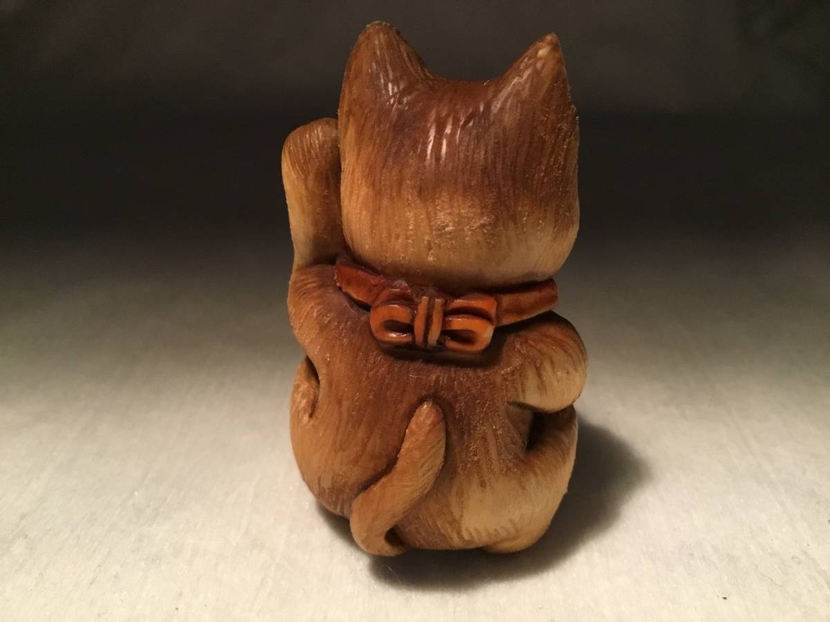 招き猫 根付 超小粒 根付～背に瓢箪、鼠～ 身の丈約3.5cm 金属製 日々 