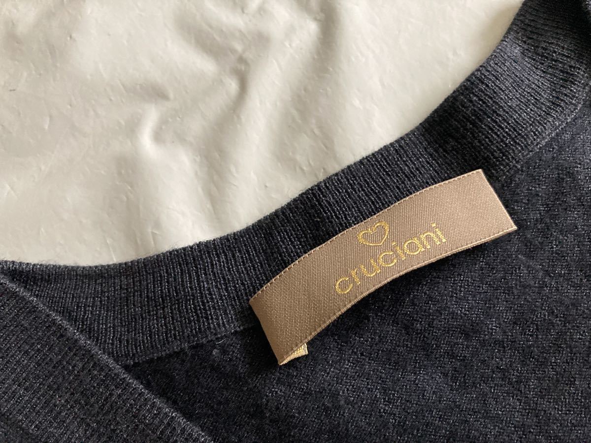 美品 Cruciani クルチアーニ ニット Vネック カシミヤ ウール グレー系 