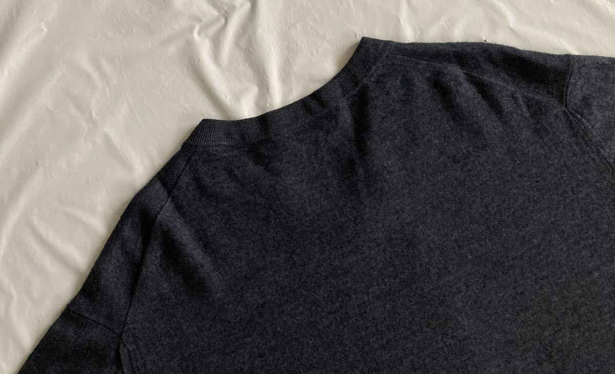 美品 Cruciani クルチアーニ ニット Vネック カシミヤ ウール グレー系 