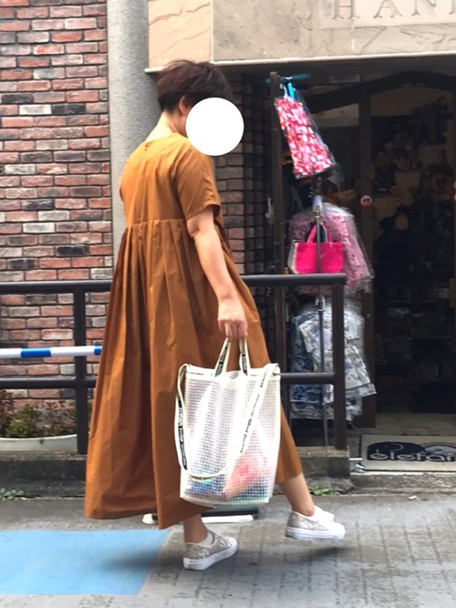 定価1 6万 ビームス Ray Beams バックタックのワンピース サイズ0 S M レイビームス ブラウン系 ワンピース ロング 売買されたオークション情報 Yahooの商品情報をアーカイブ公開 オークファン Aucfan Com