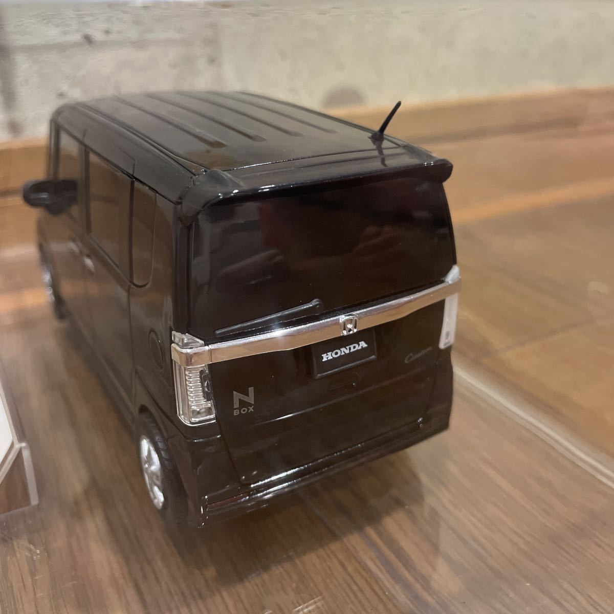 カラーサンプル ミニカー N Boxカスタム 乗用車 売買されたオークション情報 Yahooの商品情報をアーカイブ公開 オークファン Aucfan Com