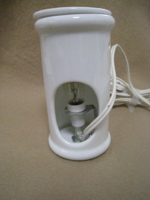 Neal S Yard Remedies ニールズヤードレメディーズ アロマライト コードタイプ エッセンシャルオイル 売買されたオークション情報 Yahooの商品情報をアーカイブ公開 オークファン Aucfan Com