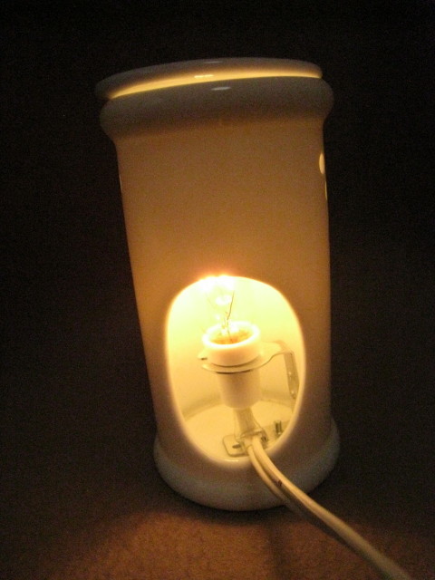 Neal S Yard Remedies ニールズヤードレメディーズ アロマライト コードタイプ エッセンシャルオイル 売買されたオークション情報 Yahooの商品情報をアーカイブ公開 オークファン Aucfan Com