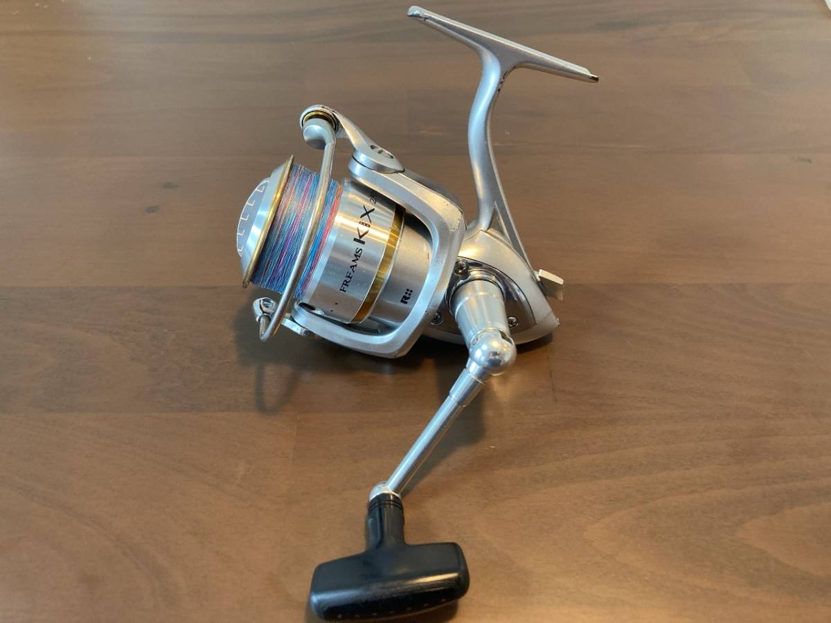 ダイワ フリームス Kix 2500 Daiwa スピニングリール 品 ダイワ 売買されたオークション情報 Yahooの商品情報をアーカイブ公開 オークファン Aucfan Com
