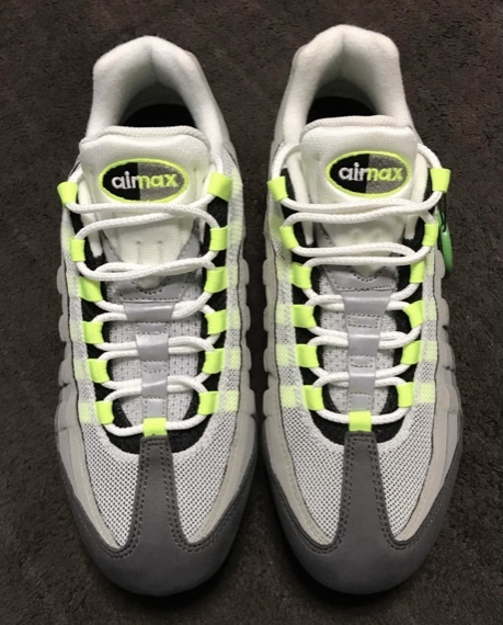 ナイキ 0 NIKE ナイキ エアヴェイパーマックス95 ネオン 27.5