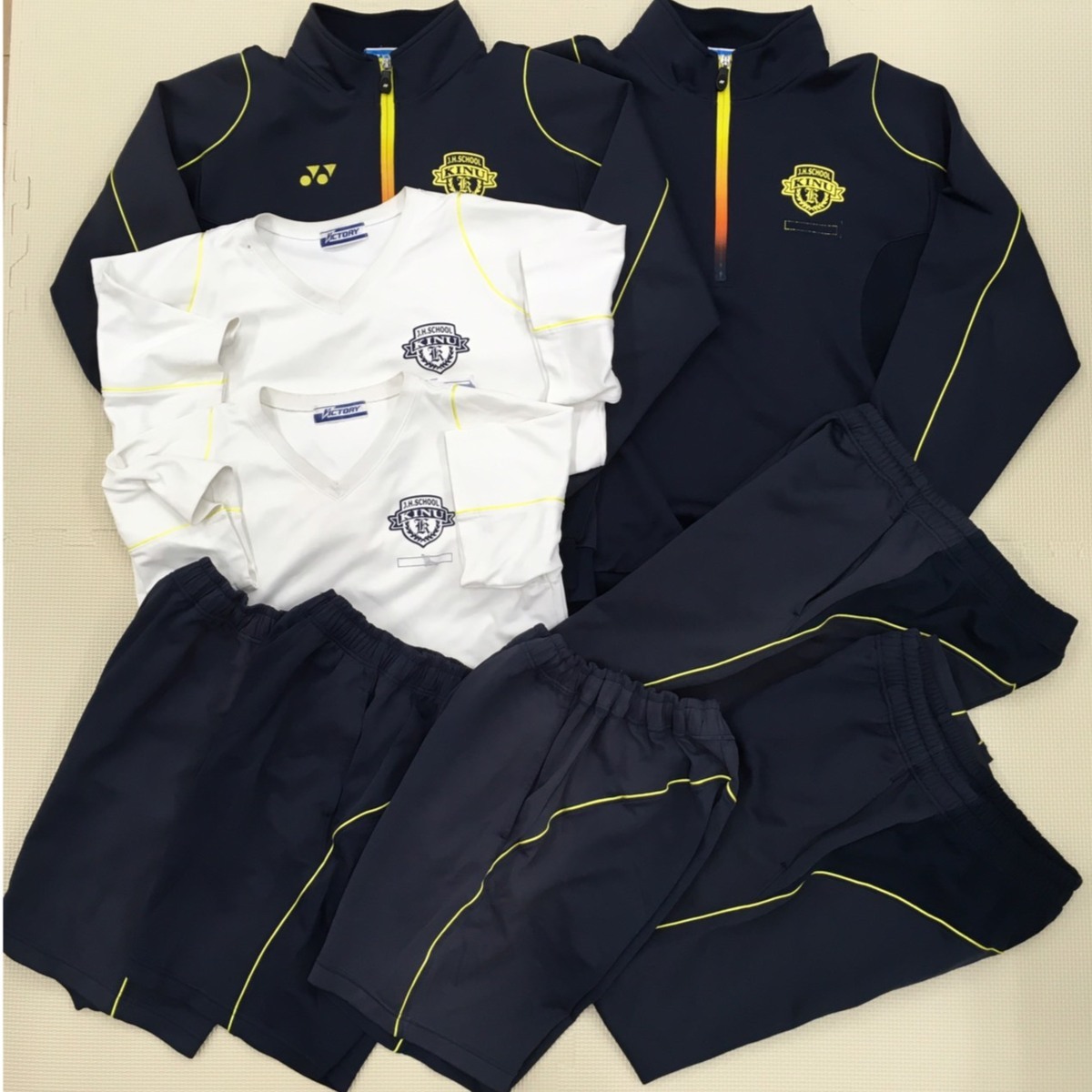 翌日発送可能 ジャージ 9点セット ランニング 翌日発送可能 ジャージ 9点セット ランニング