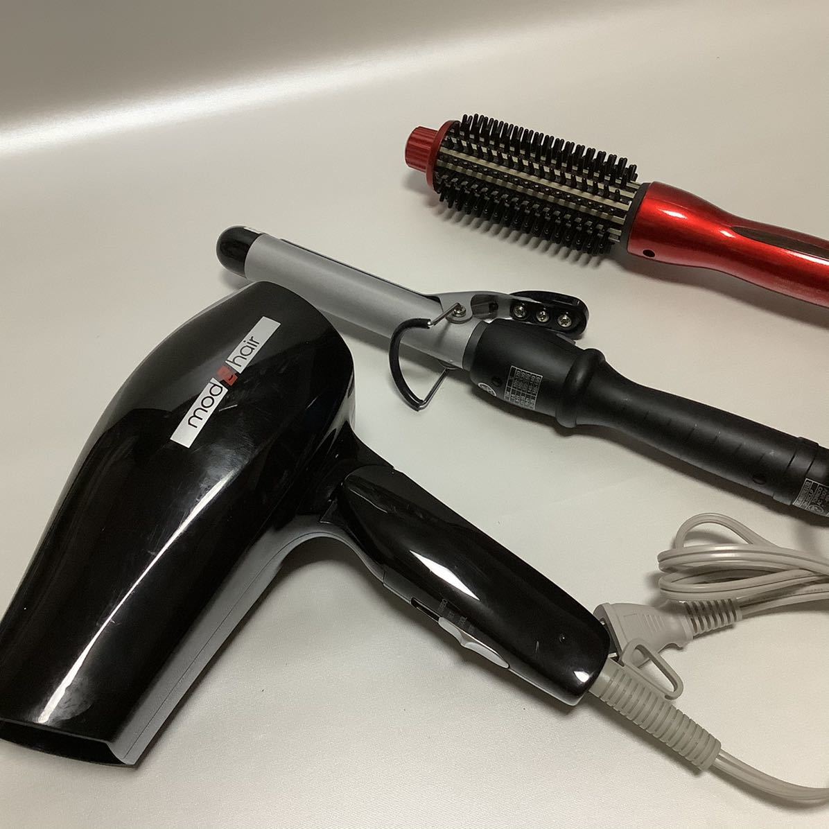 ドライヤー Mhd 1242セラミック ヘアアイロン アゲツヤロール カールブラシ まとめて モッズヘア アイビル Dh 25clp Ln 305 ヘアアイロン 売買されたオークション情報 Yahooの商品情報をアーカイブ公開 オークファン Aucfan Com