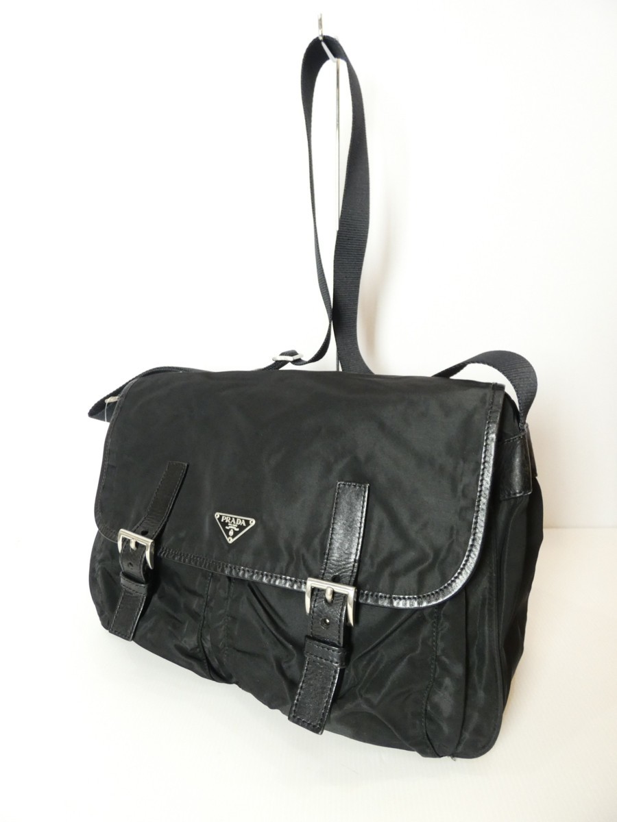 プラダ PRADA 大きめ ナイロン ショルダーバッグ【男女/ブラック/S  