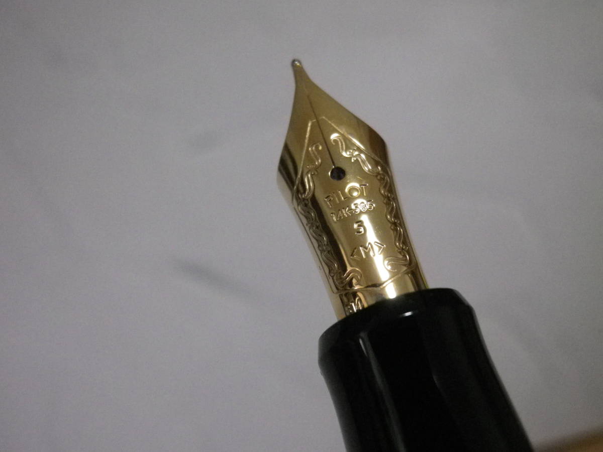 PILOT パイロット万年筆【14K-585】蒔絵 國光會 未使用 漆 高級まきえ