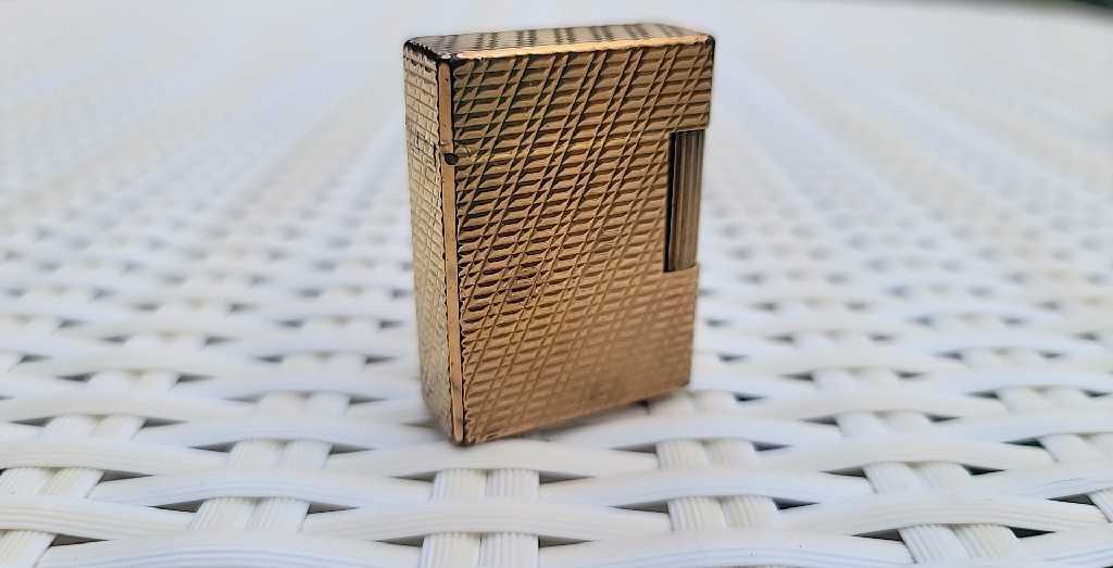 S.T. Dupont （デュポン）ライター本体 フランス製 生活家電 S.T. Dupont デュポンライター本体 フランス製