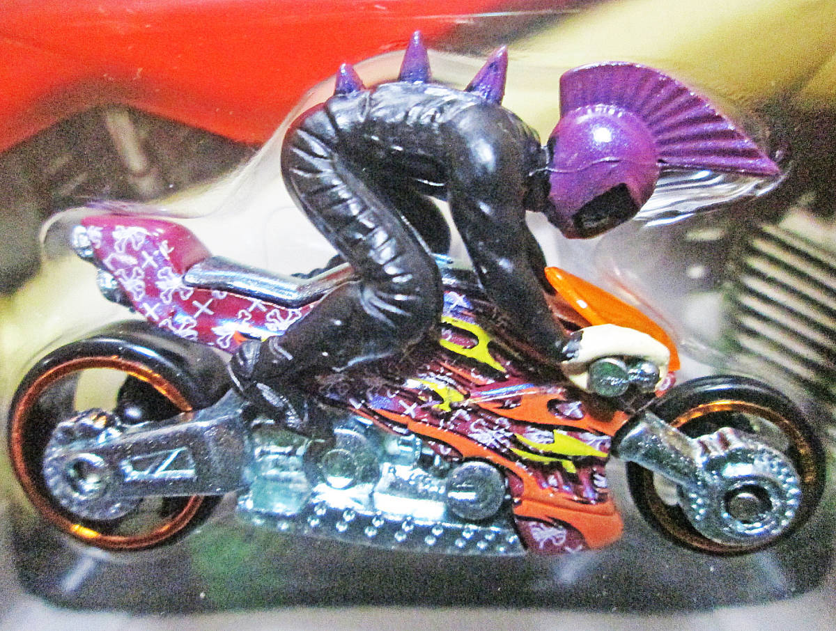 日本未発売 Motor Cyclesその37 Canyon Carver スチームパンク スタッツ モヒカン バイク オートバイ ランブラーズ マッドマックス ホットウィール 売買されたオークション情報 Yahooの商品情報をアーカイブ公開 オークファン Aucfan Com