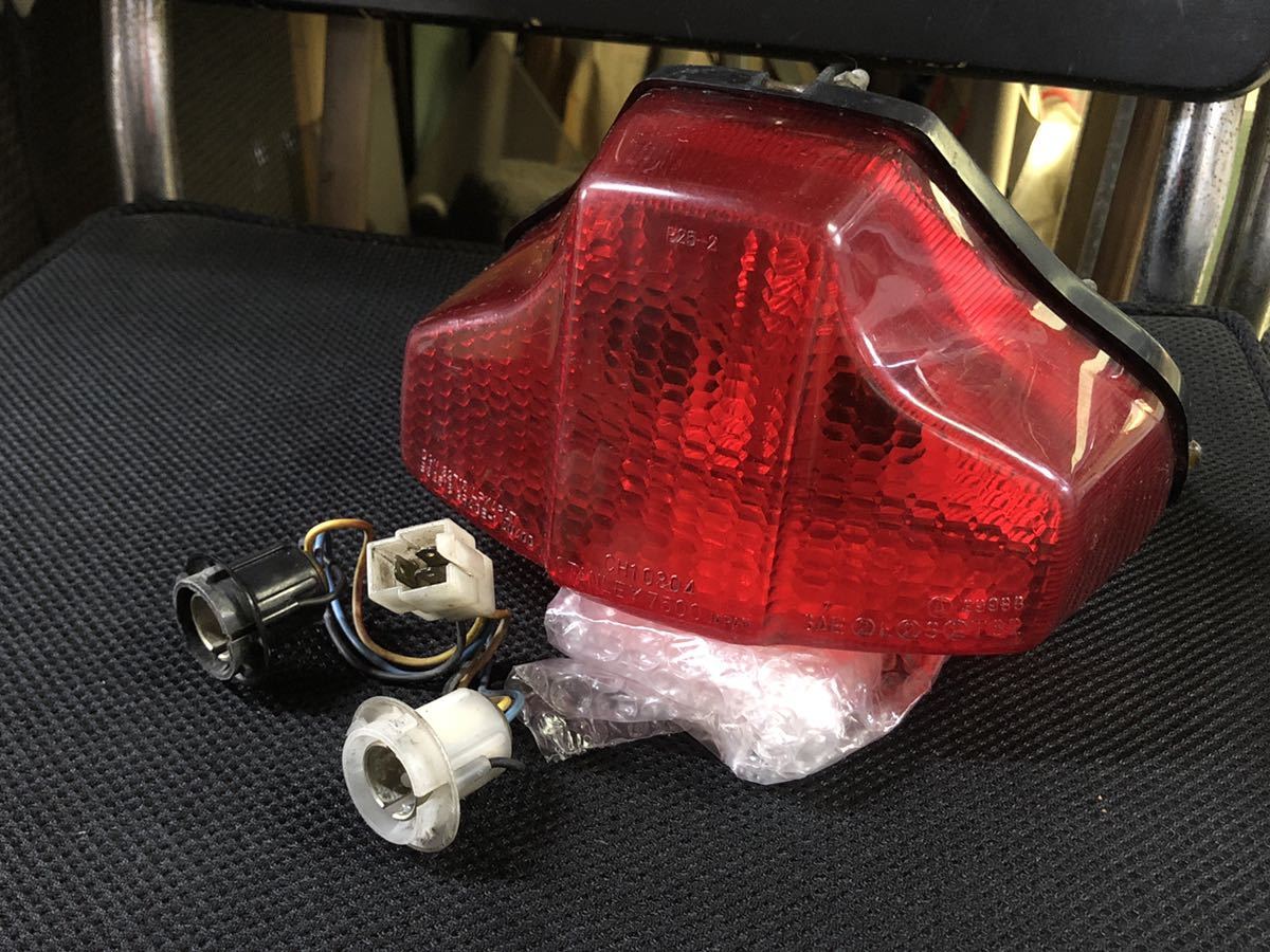 RZ250R/350R(29L/29K/1AR)RR(51L/52Y)おむすびテール 【SALE，人気