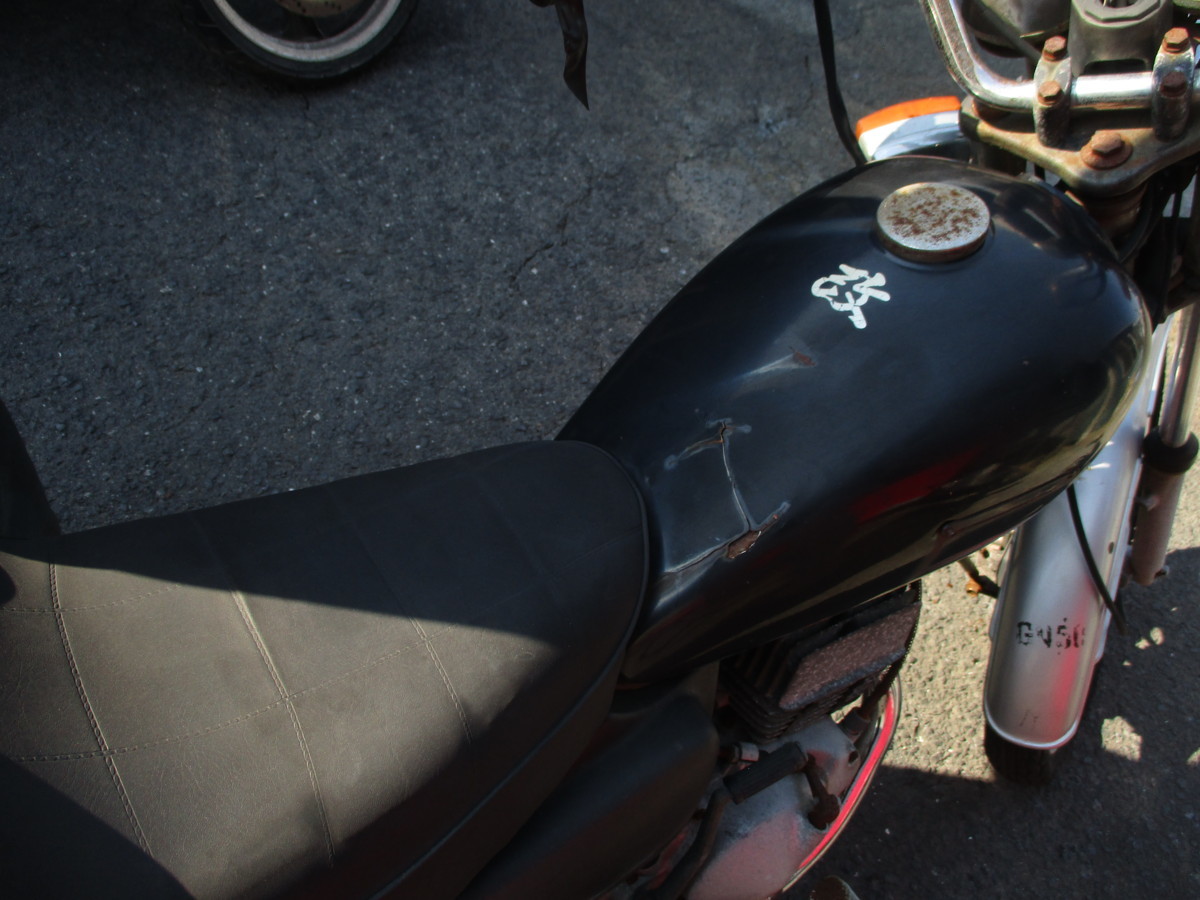 スズキ GN50E 無料バイク引取り回収事例｜劣化激しくエンジン圧縮なし 