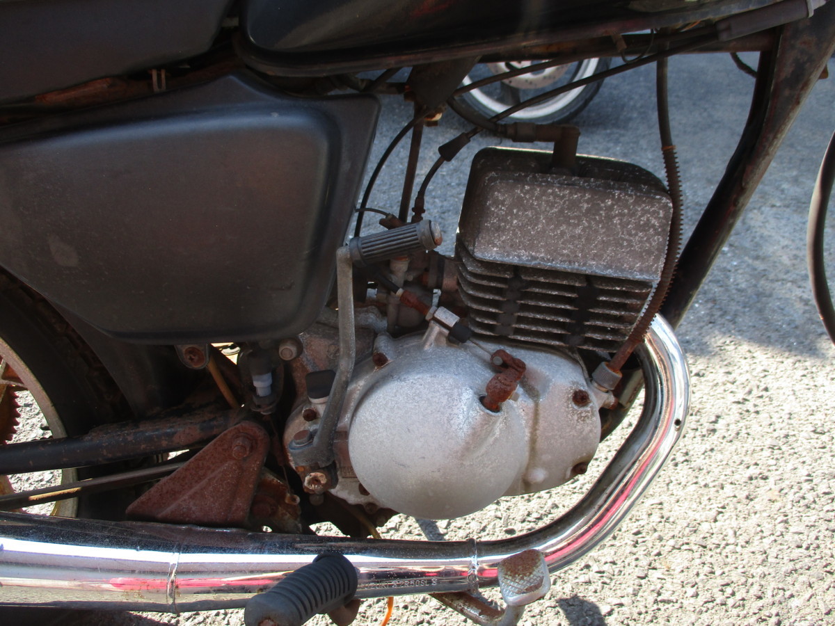 スズキ GN50E 無料バイク引取り回収事例｜劣化激しくエンジン圧縮なし 