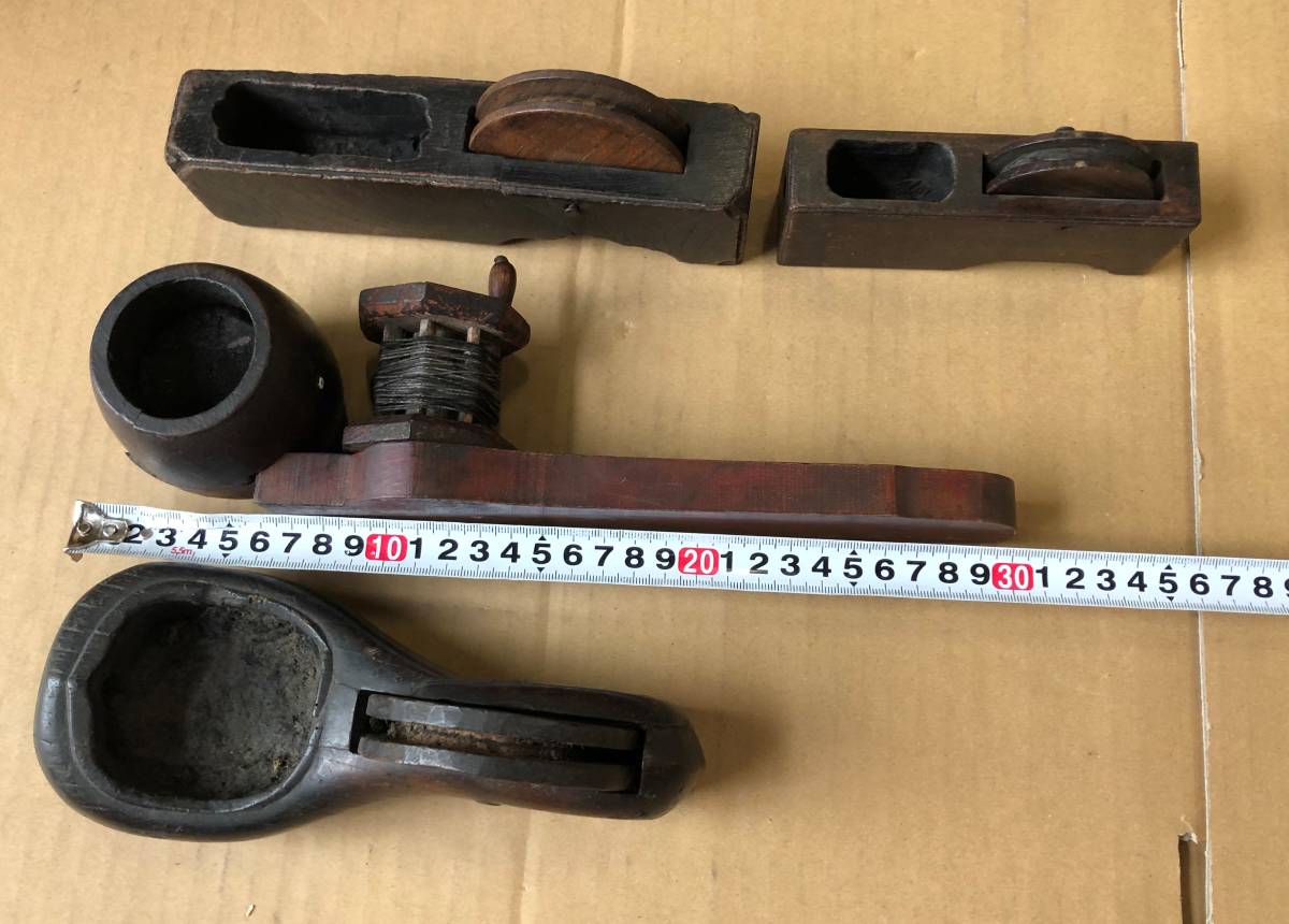 ◇◇大工手工具 4点 □アンティーク 昭和レトロ 大工道具 墨壺（21cm）