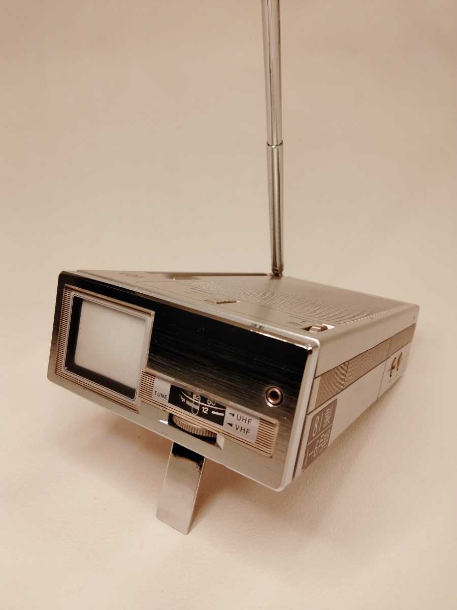 National ナショナル マイクロテレビ 携帯テレビ TR-1010 81年製