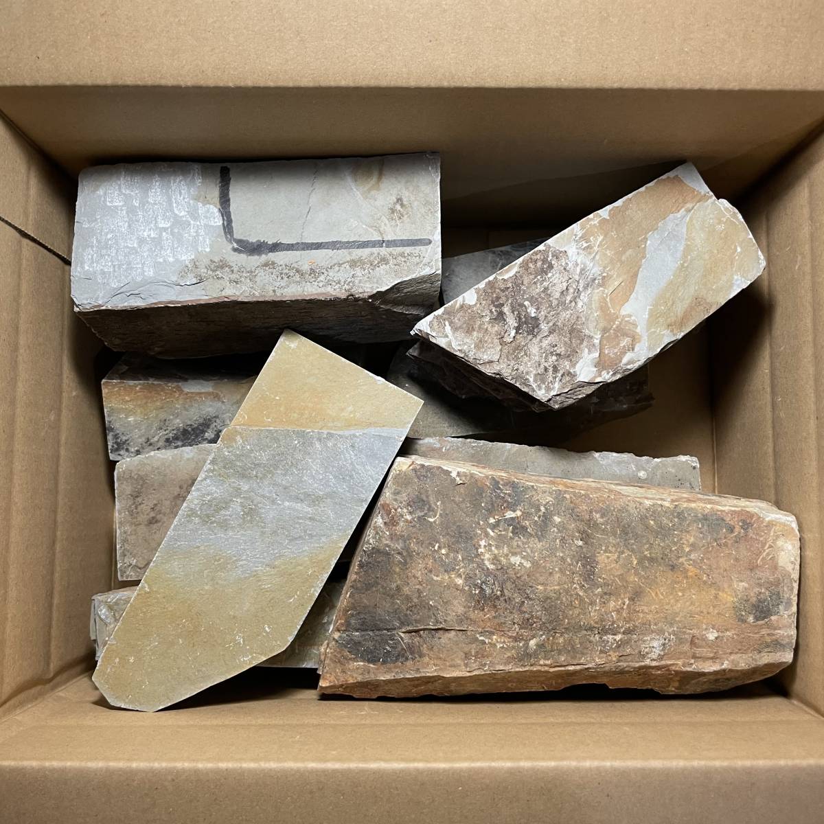 京都産 天然砥石 中山産 かけら こっぱ 7.2kg 検 砥石鋸包丁鉋