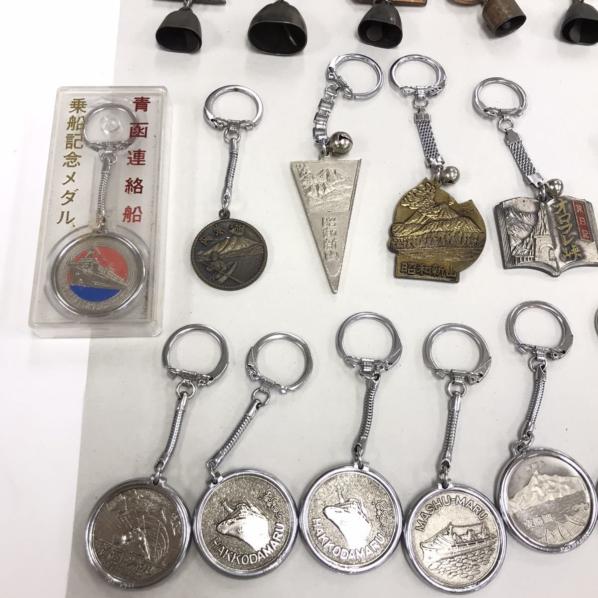 ☆昭和レトロ 観光地 ご当地 お土産 キーホルダー100個セット☆ ご当地